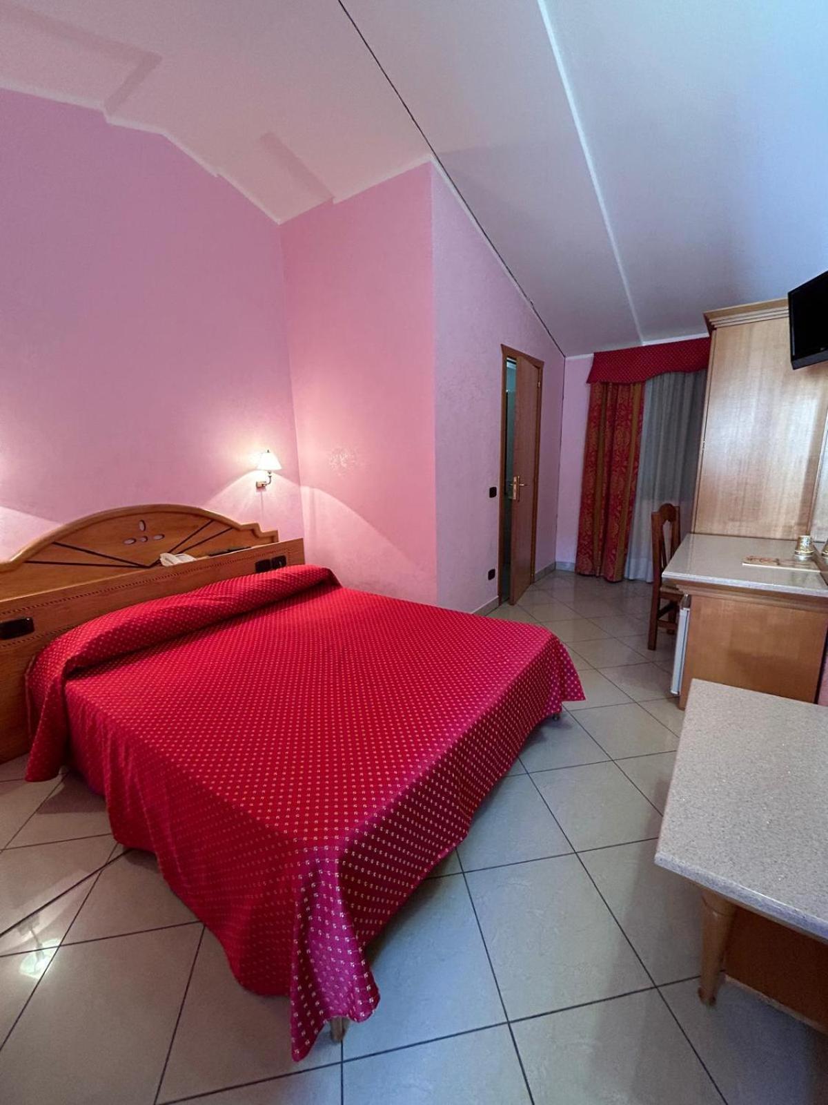 Hotel Canada Falerna Scalo Esterno foto